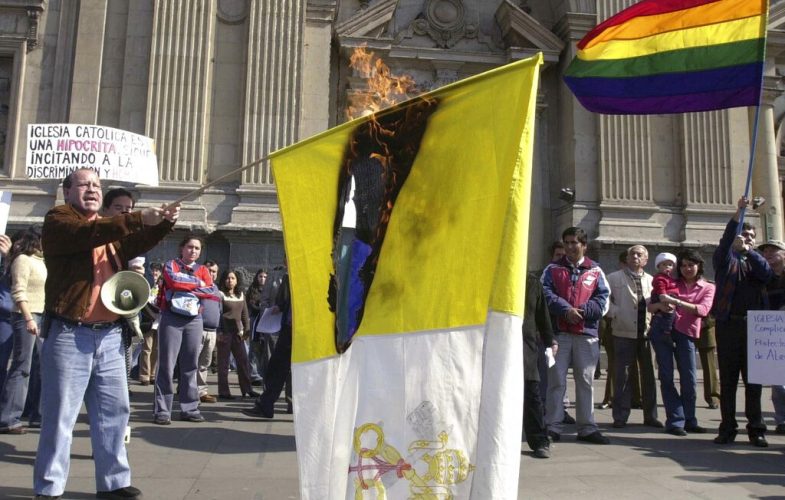 LGBT kult neće trpjeti javno svjedočanje kršćanstva - Quo Vadis Ecclesia